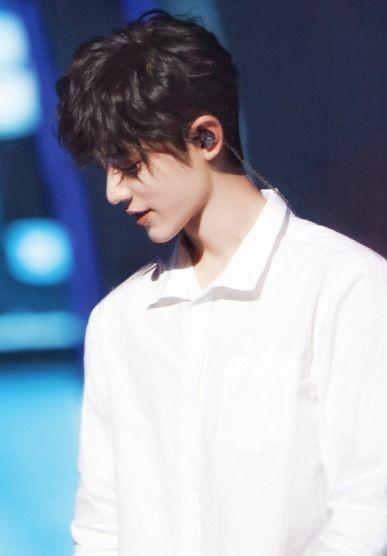 肖战圈内爆料近期新闻视频,揭秘近期热门新闻背后的真相 第1张 肖战圈内爆料近期新闻视频,揭秘近期热门新闻背后的真相 第1张